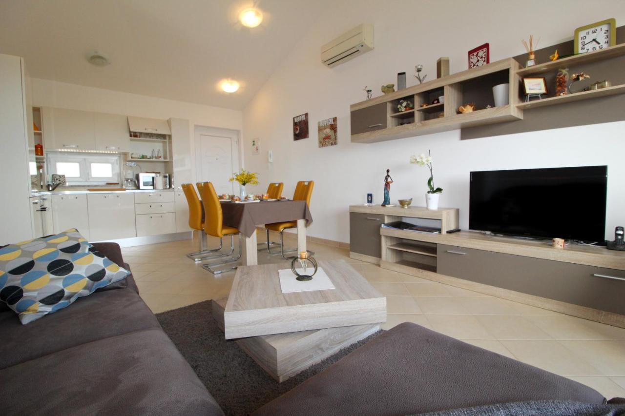 Apartment Bellavista Novigrad Istria Exterior foto
