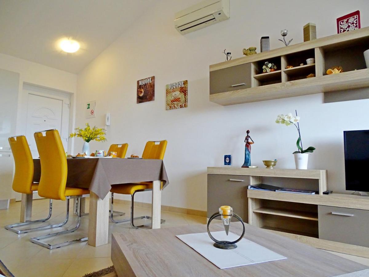Apartment Bellavista Novigrad Istria Exterior foto